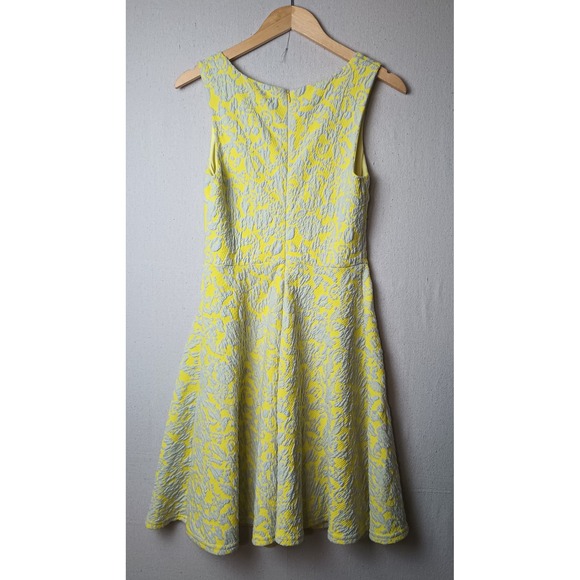 Brixon Ivy Fit & Flare Dress Textured Yellow Sleeveless Party Cocktail Medium BB - Picture 4 of 6
